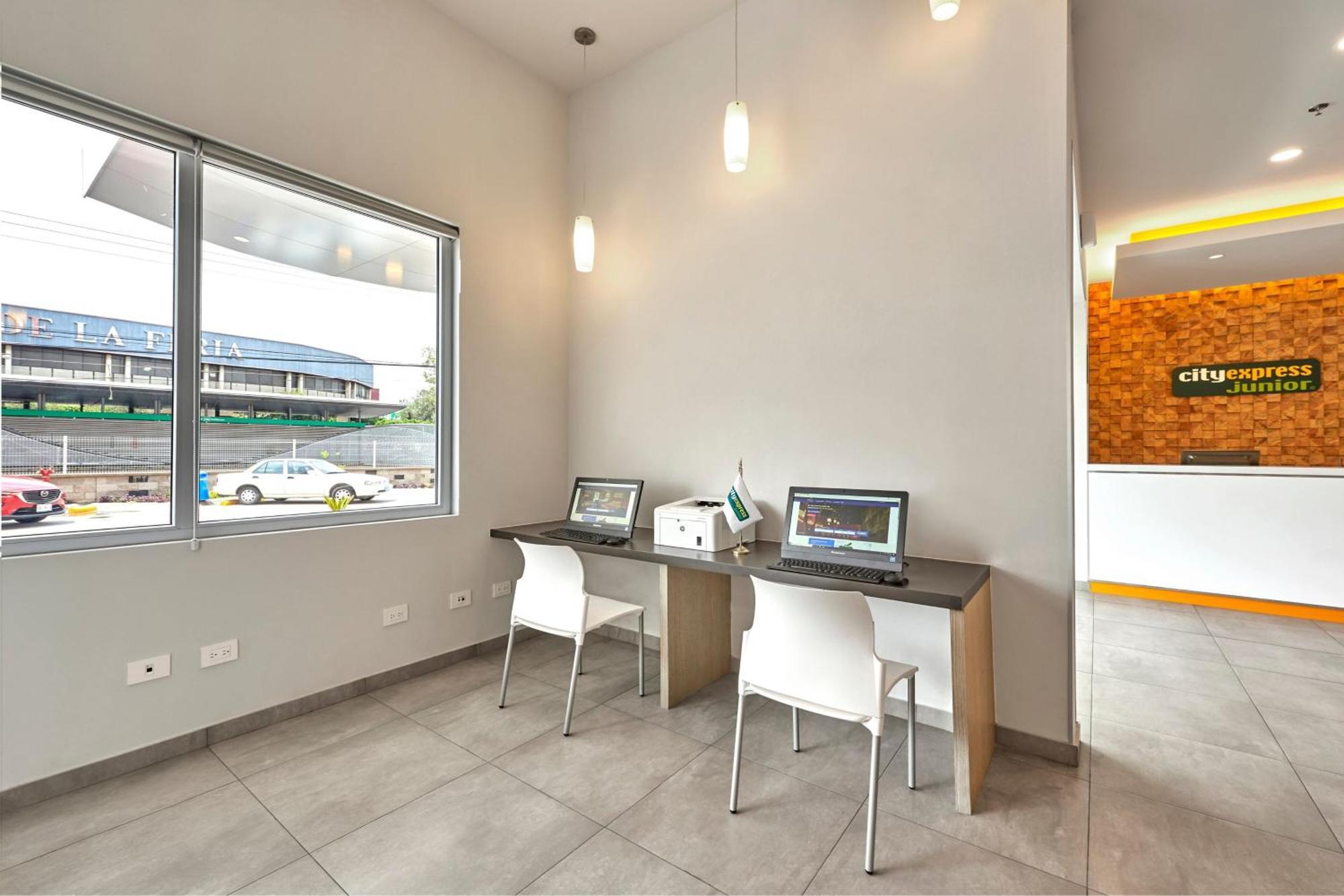 City Express Junior By Marriott San Luis Potosi Carranza Exterior photo
