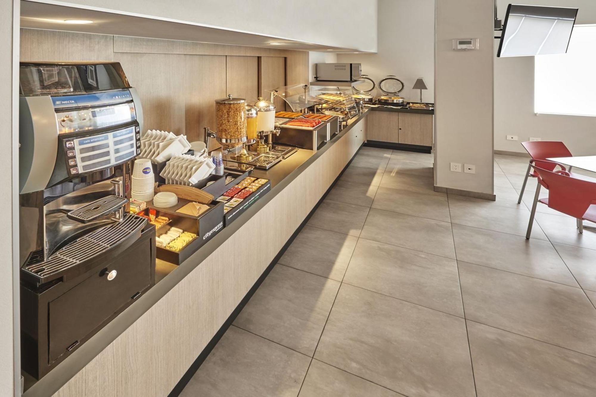 City Express Junior By Marriott San Luis Potosi Carranza Exterior photo